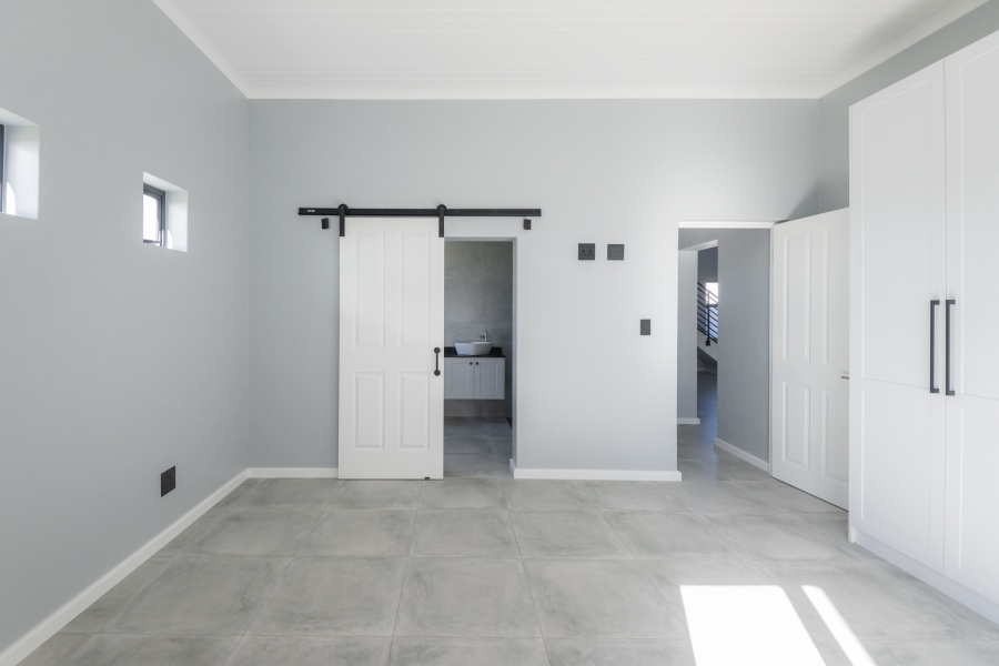 4 Bedroom Property for Sale in Laguna Western Cape